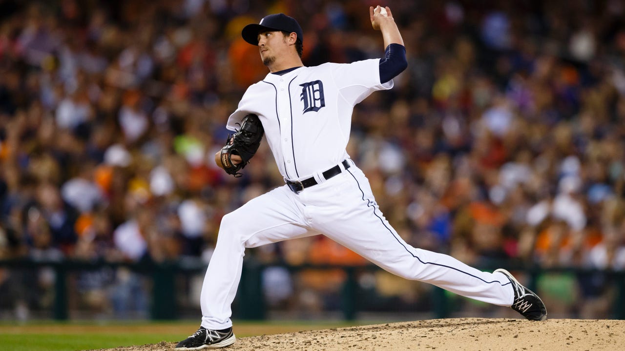 Rookies Farmer and Hardy pitch Tigers to victory that breaks losing streak
